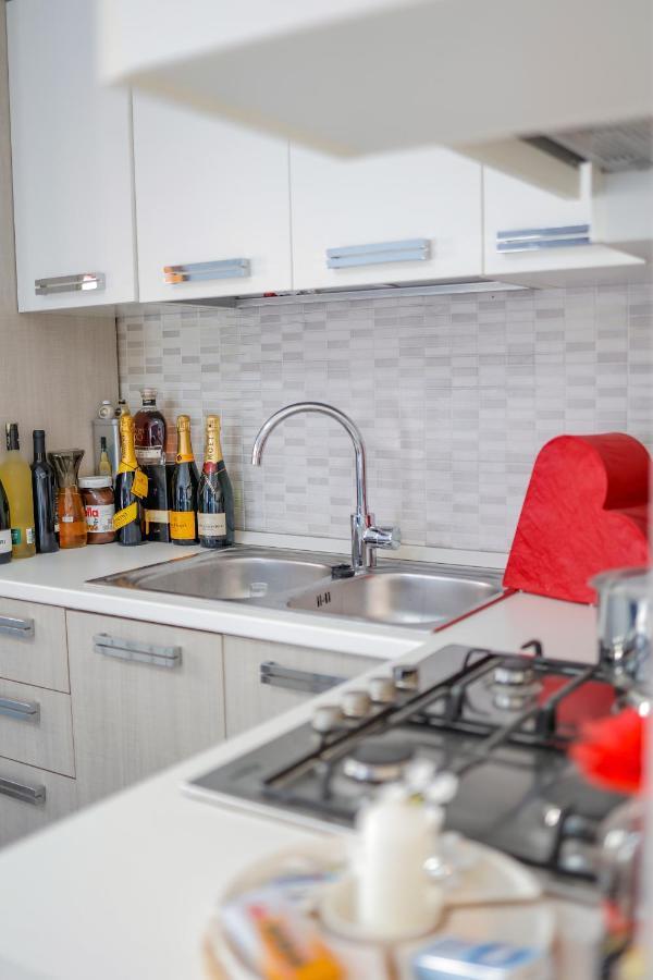 Vomero 14/c Apartment *